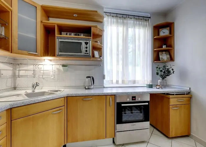 3min2centre - 2 Bedroom Garage, View Apartment
